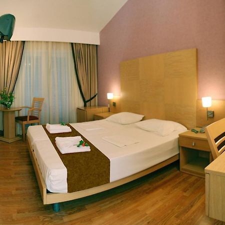פלומרי Sandy Bay Hotel חדר תמונה
