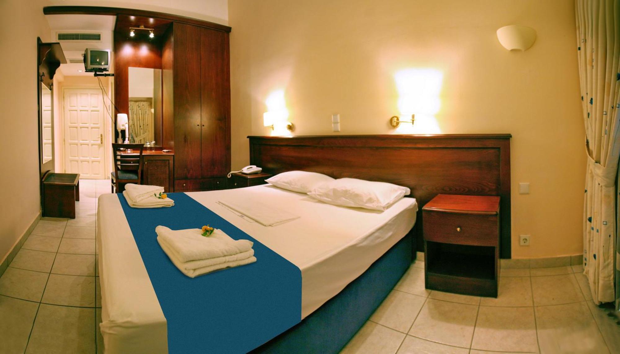 פלומרי Sandy Bay Hotel חדר תמונה